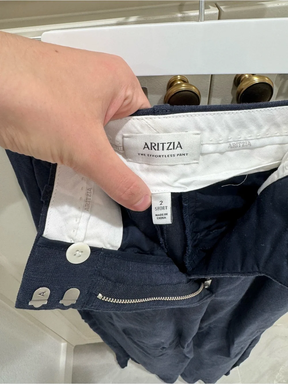 Aritzia Navy Effortless Pant 2S - Navy